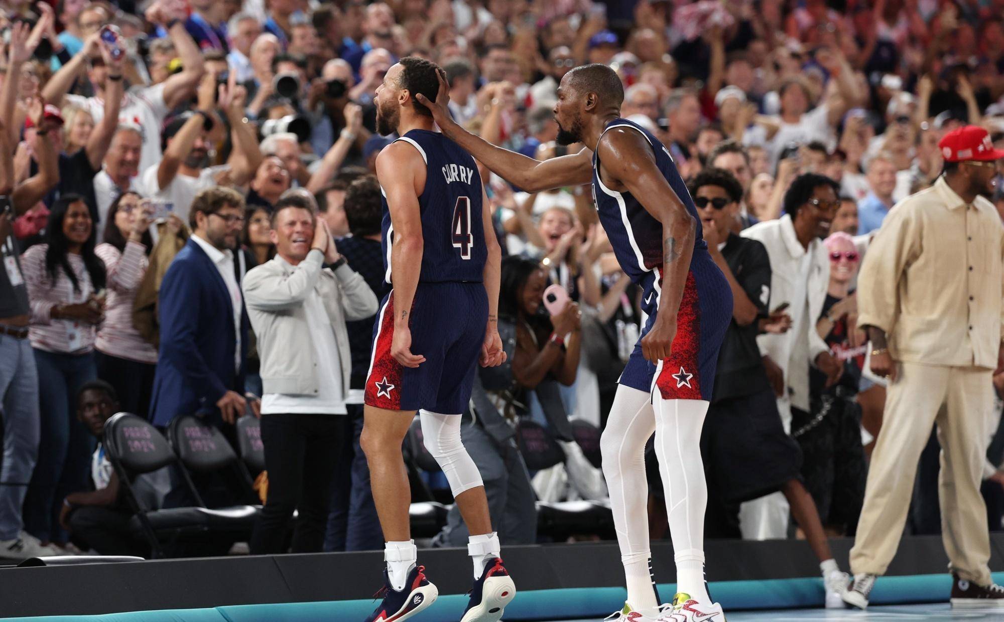 爱游戏入口-加拿大队带队取胜！，詹姆斯重要时刻夺冠比赛高潮迭起的简单介绍